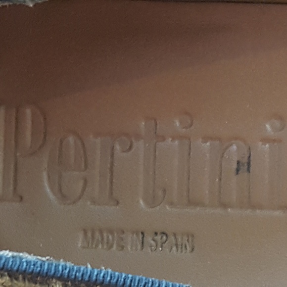NWOT Pertini slip-on loafer shoes. - Picture 8 of 8